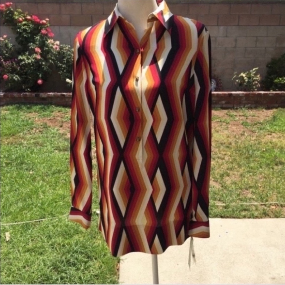 Anne Klein Red and Orange Geometric Top - Picture 2 of 8